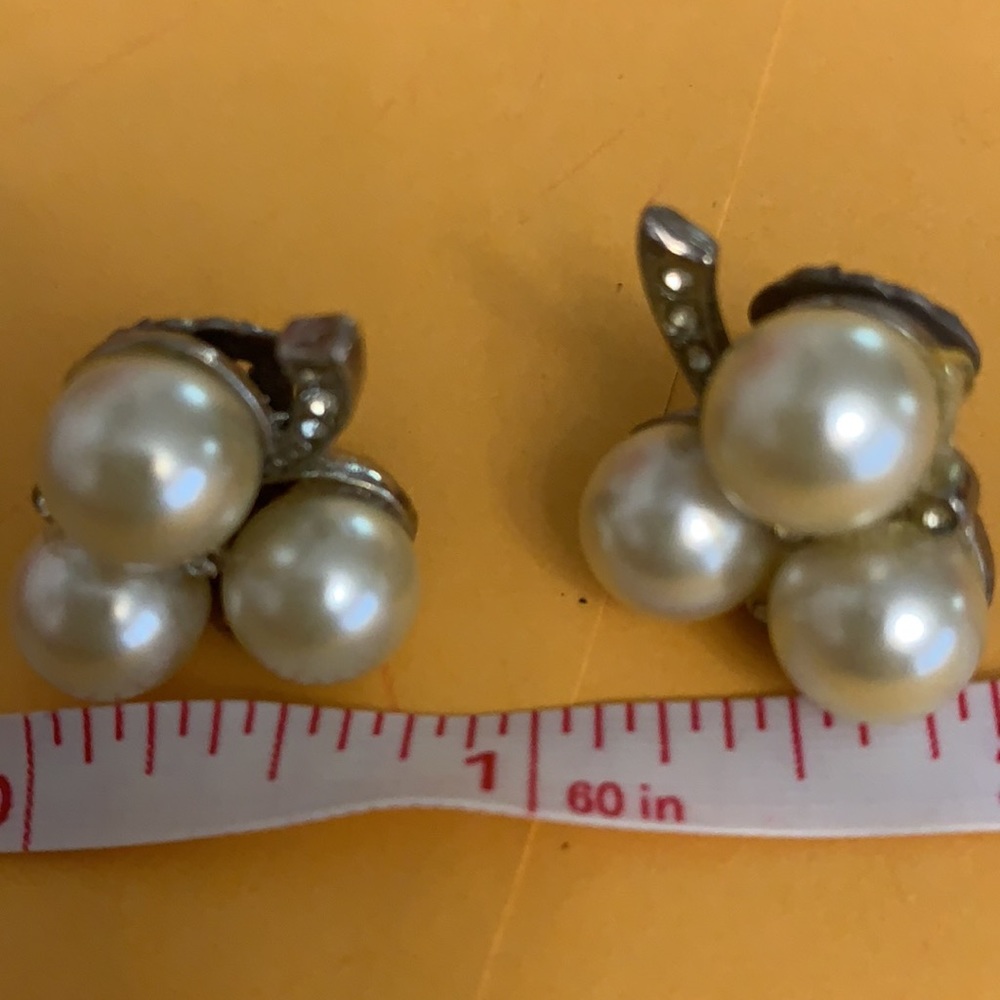PEARLS AND RHINESTONES CLIP-ON EARRINGS VINTAGE VICTORIAN ESTATE
